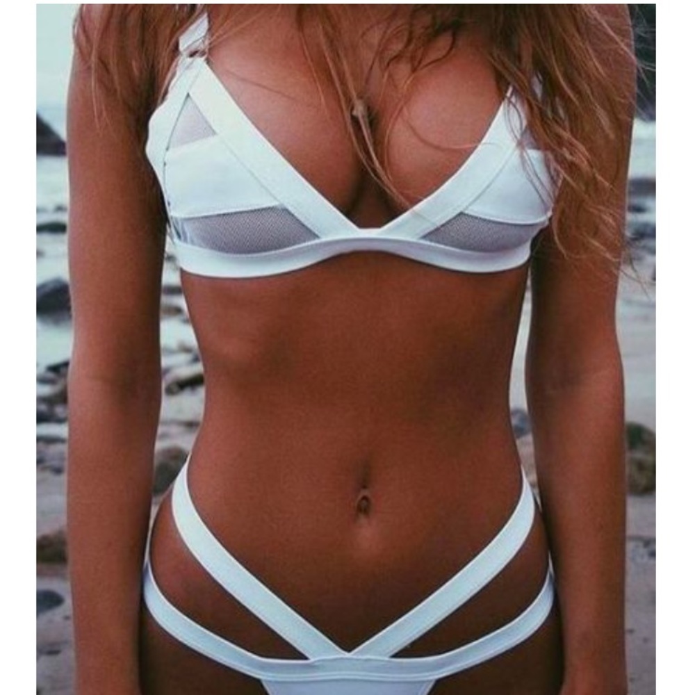 ❗️MOVING SALE❗️Cut Out Mesh Bandage Bikini