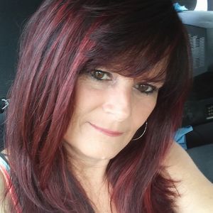 Meet your Posher, Danedra