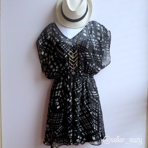 Express V-Neck Flutter Sleeve Chiffon Dress