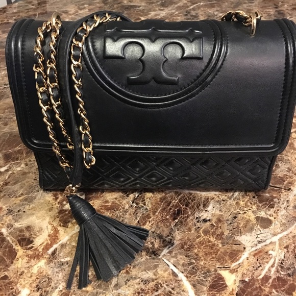 Tory Burch Handbags - Tory Burch Fleming Convertible Black Quilted Bag