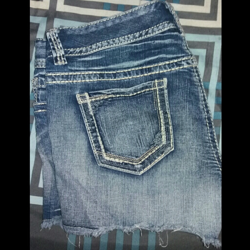 Maurices light/acid wash shorts
