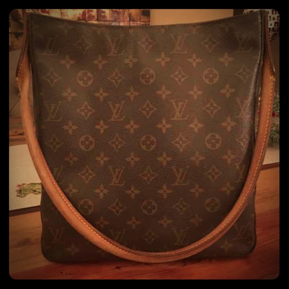 LOUIS VUITTON Monogram Looping Shoulder Bag