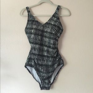 Speedo Geometric Women's One-Piece Athletic Suit