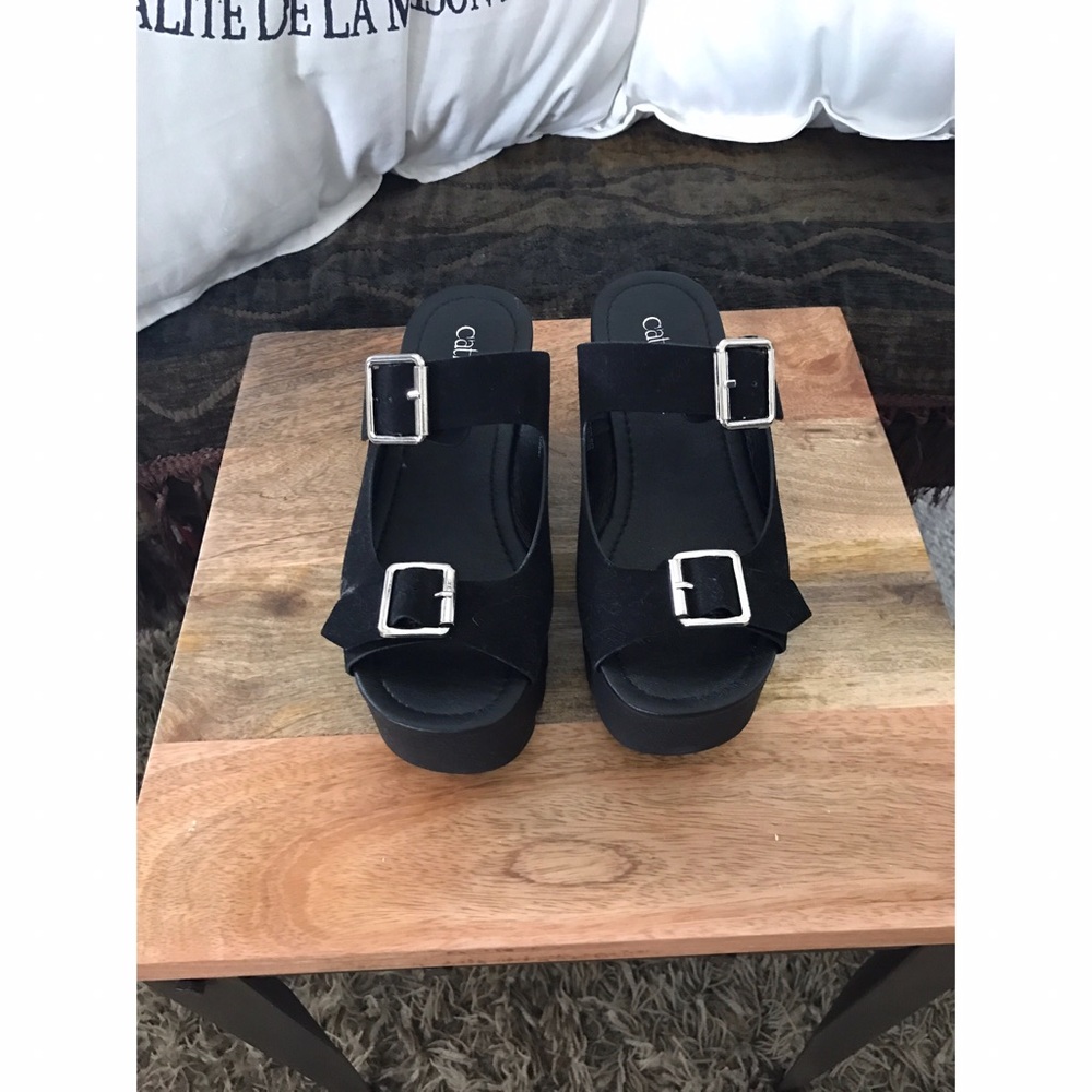 Cute platform buckle shoes