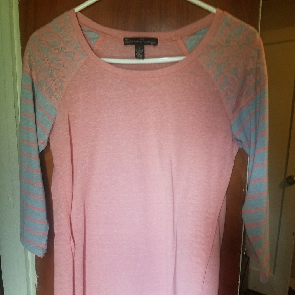 Sz. Small Women's Top