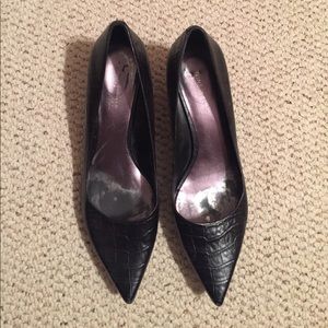 Nine West kitten heels