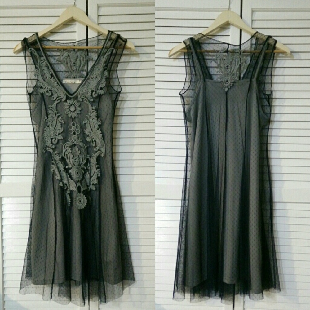 SOLITAIRE by RAVI KHOSLA Slip Dress w/ Embroidery