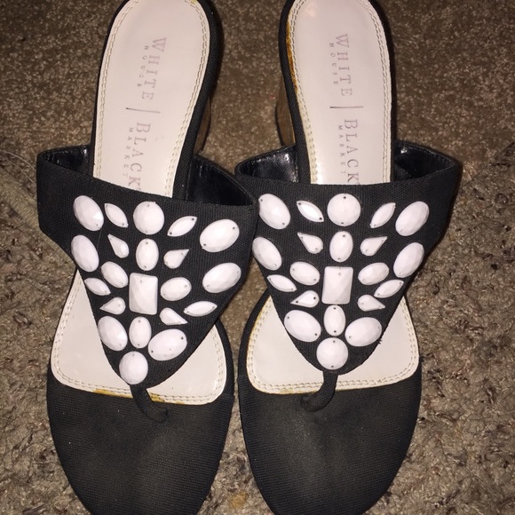 White House Black Market Wedged Sandals - Picture 1 of 3