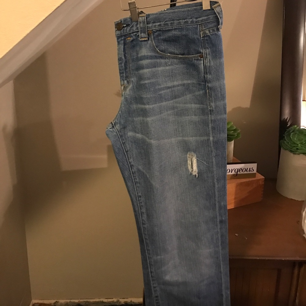 🔥Distressed jeans🔥