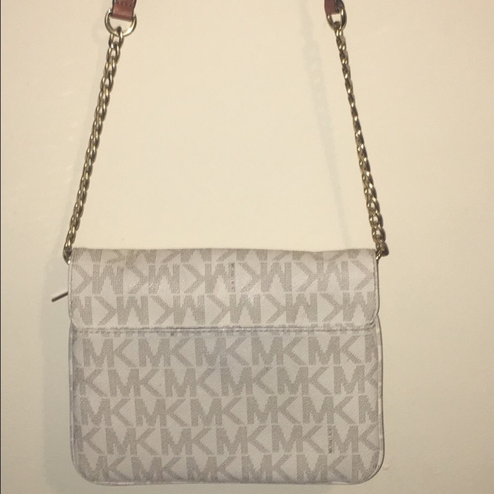 Michael Kors cross body purse - Picture 3 of 8