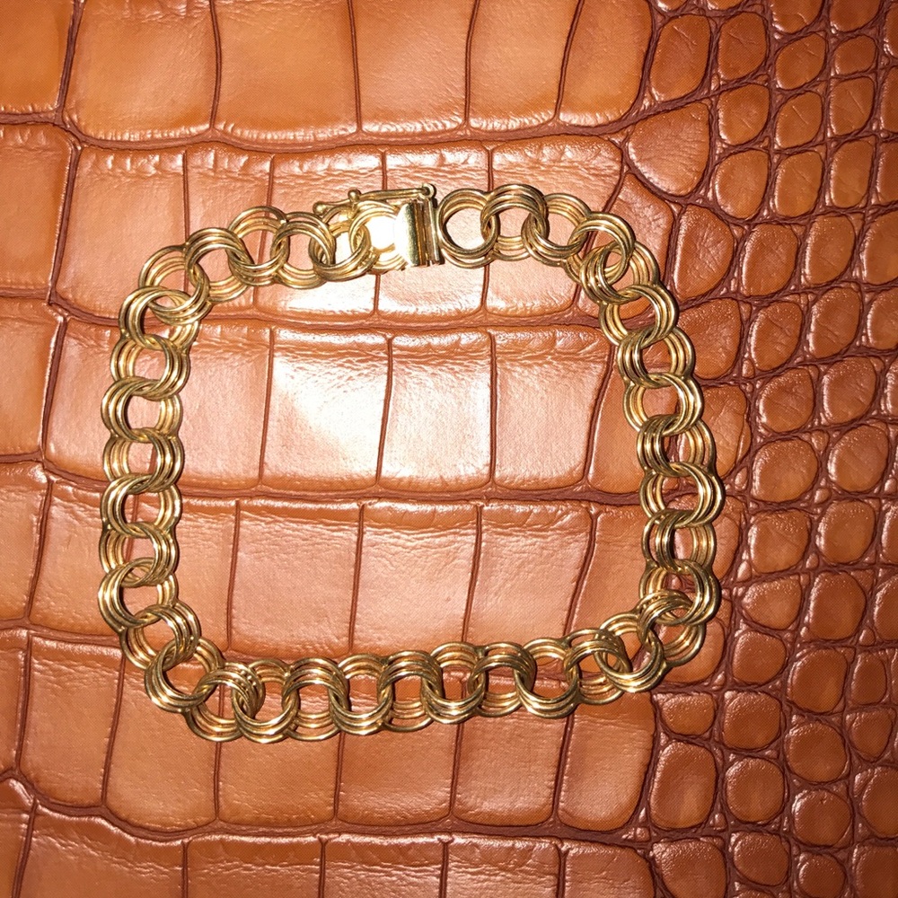 💖CHARM BRACELET💖