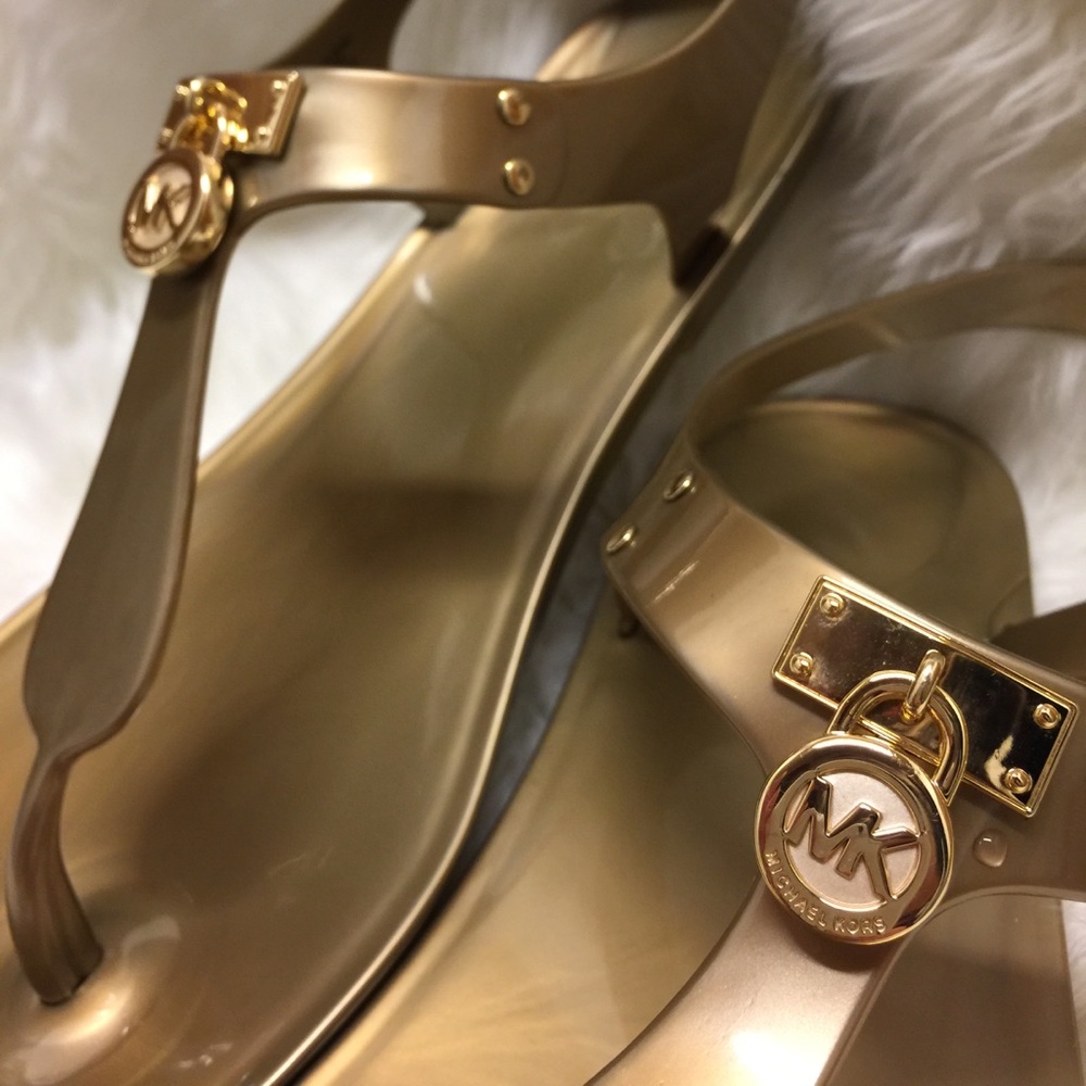 NEW Micheal KORS Sandals