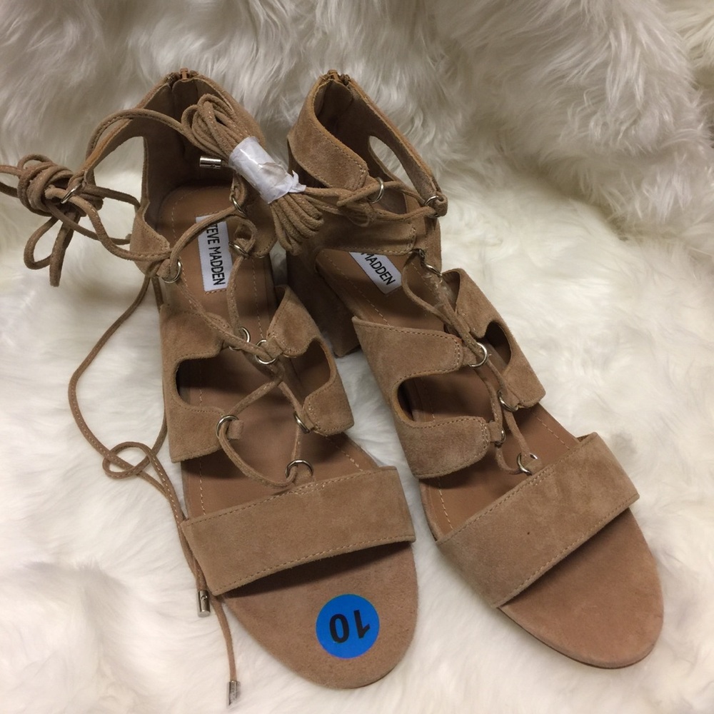 NEW STEVE MADDEN SANDALS