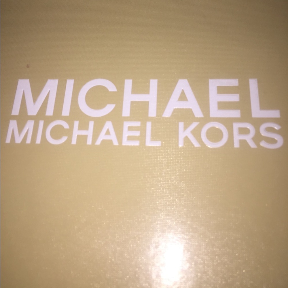 BRAND NEW MICHAEL KORS GIRL SHOES SIZE 11
