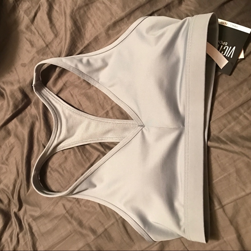 VS sports bra