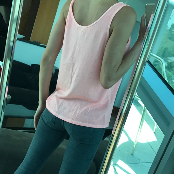 Cute pink top with studs - Picture 4 of 5