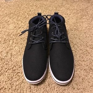 NWOT Lesure Sneakers 👟