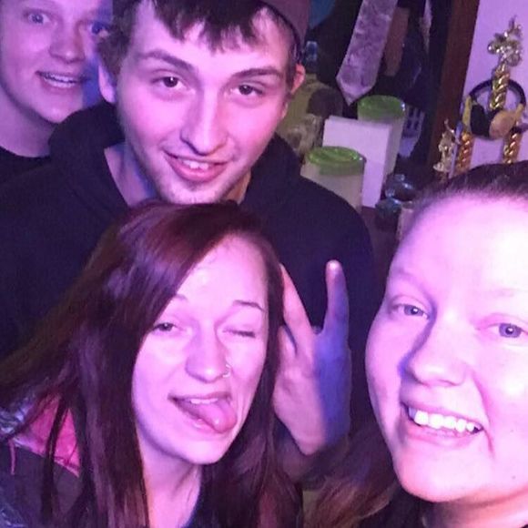 Meet your Posher, Megan rae - Picture 1 of 1