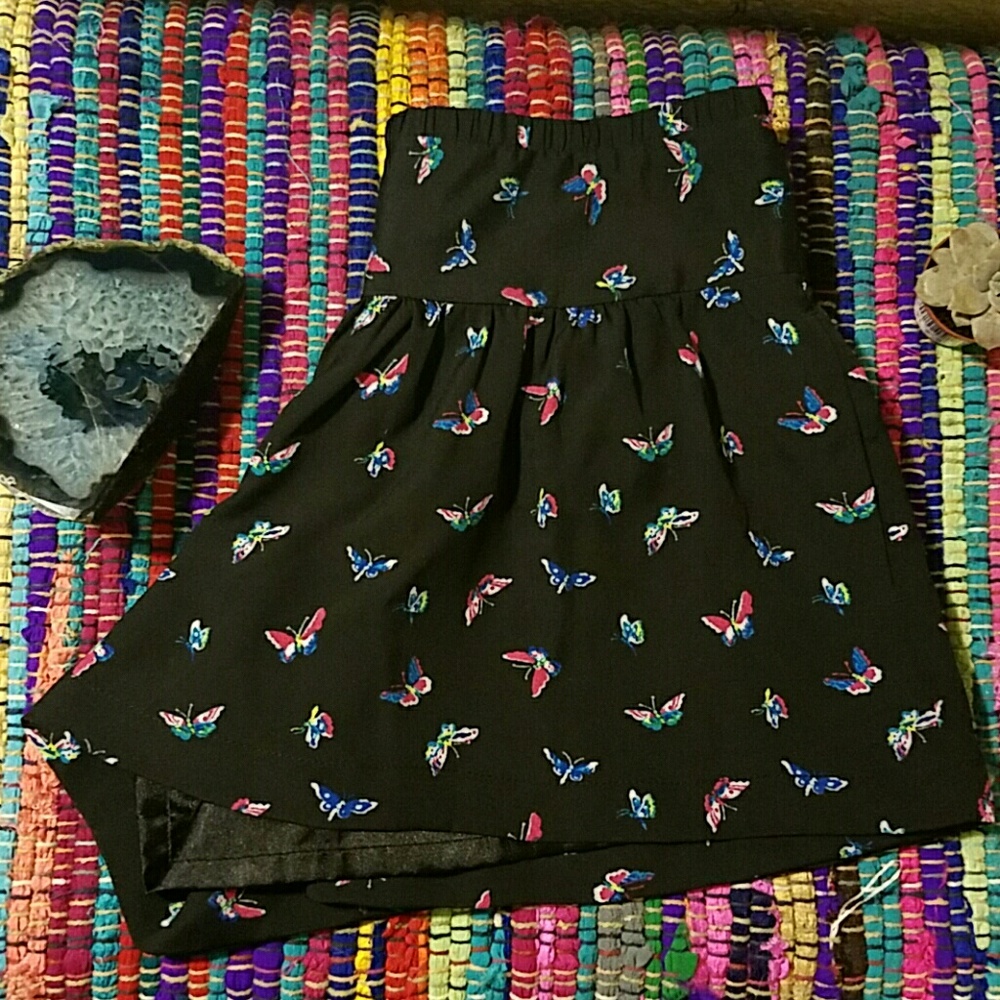 EXPRESS Butterfly Skort