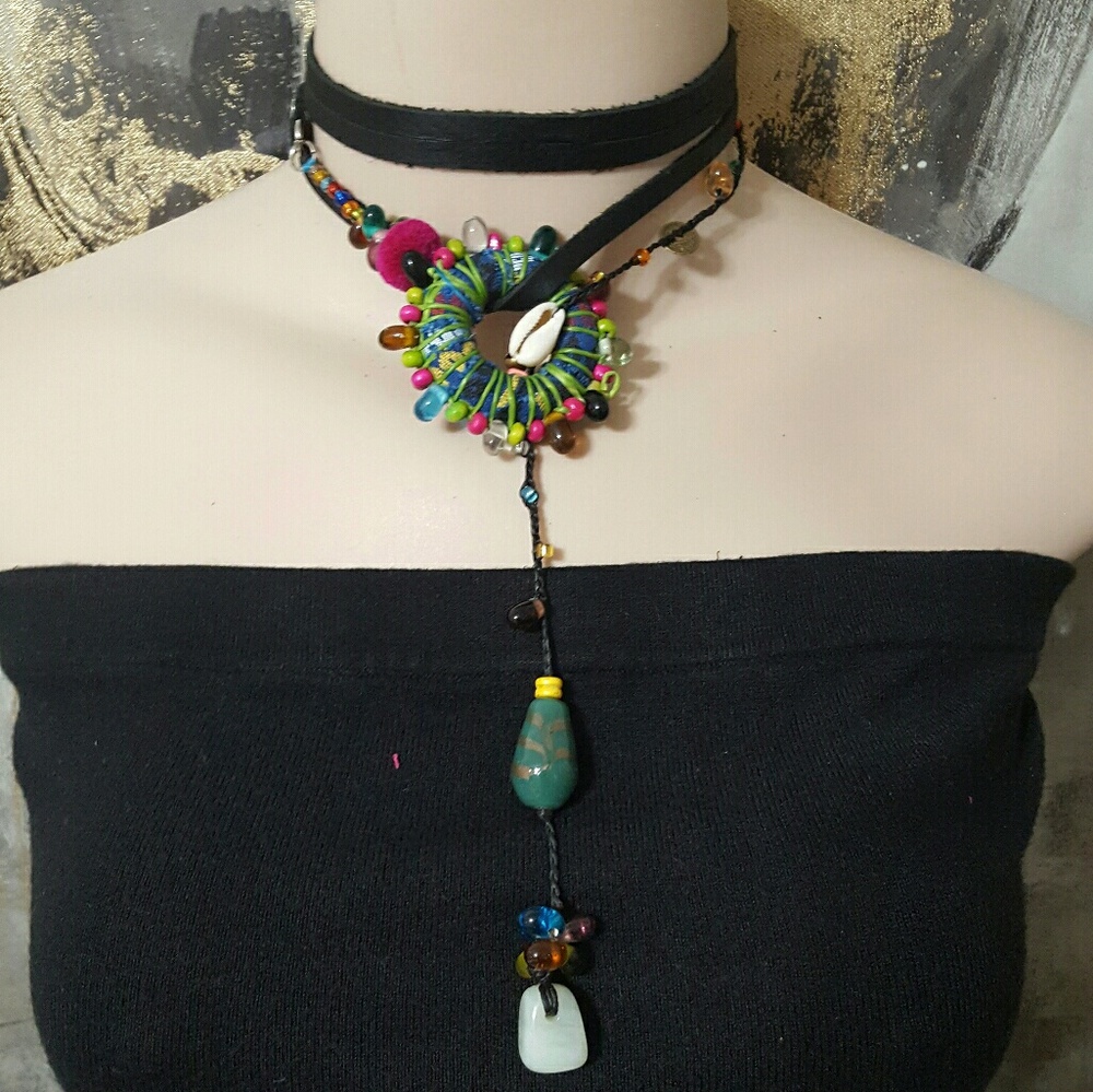 🚫🚫SOLD🛇🛇NEW HAND MADE LEATHER WRAP CHOKER