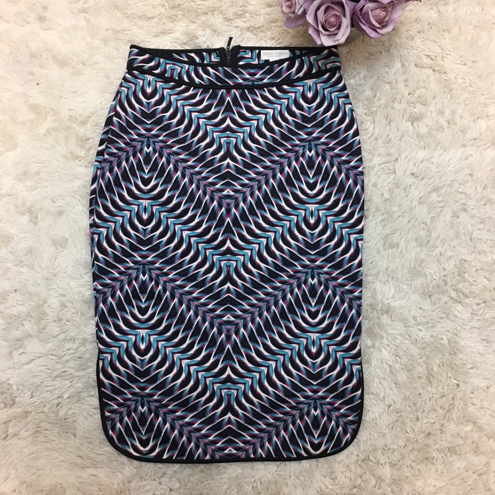 Bisou Bisou Wild Patterned Pencil Skirt