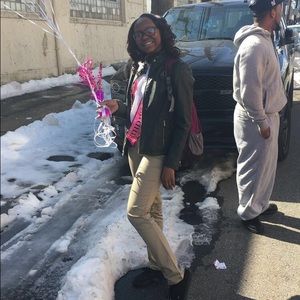 Meet your Posher, Evette