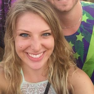 Meet your Posher, Erika