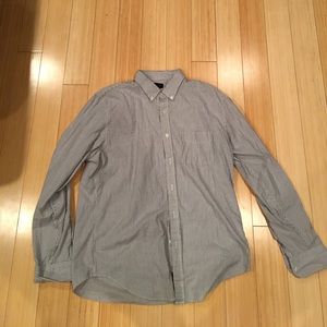 Searsucker shirt
