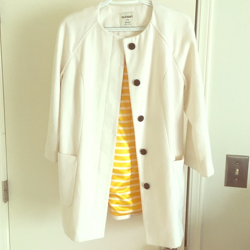 Beautiful 3/4 sleeve jacket for spring! Fun lining