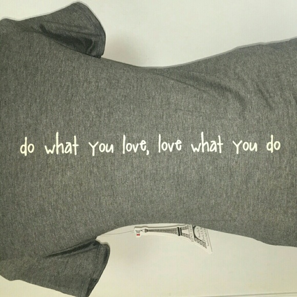 Heart Pocket Tee (Gray) - Picture 4 of 5