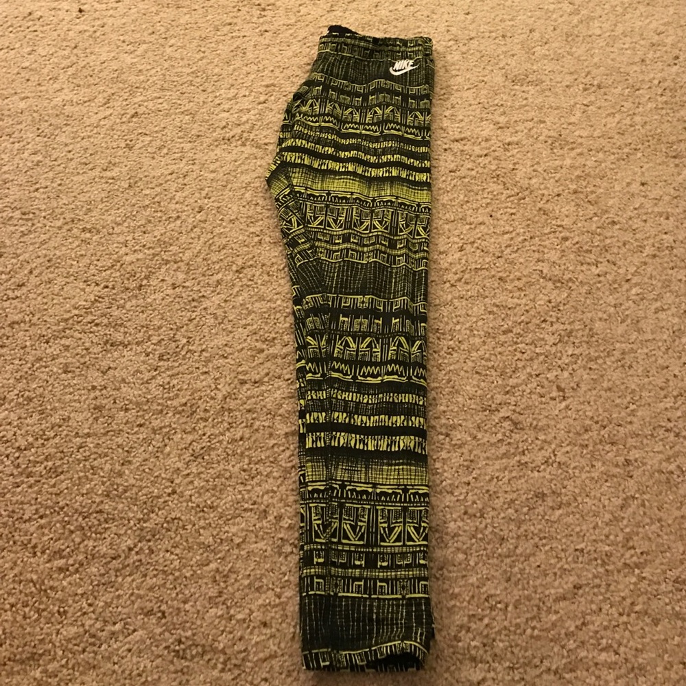 Tribal print Nike leggings