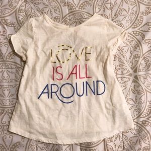 Old Navy Girls T-shirt size 5T