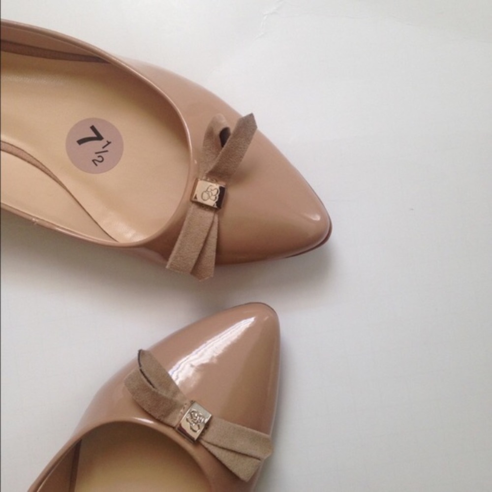 NWOT Jessica Simpson Nude Bow Pointed Toe Flat
