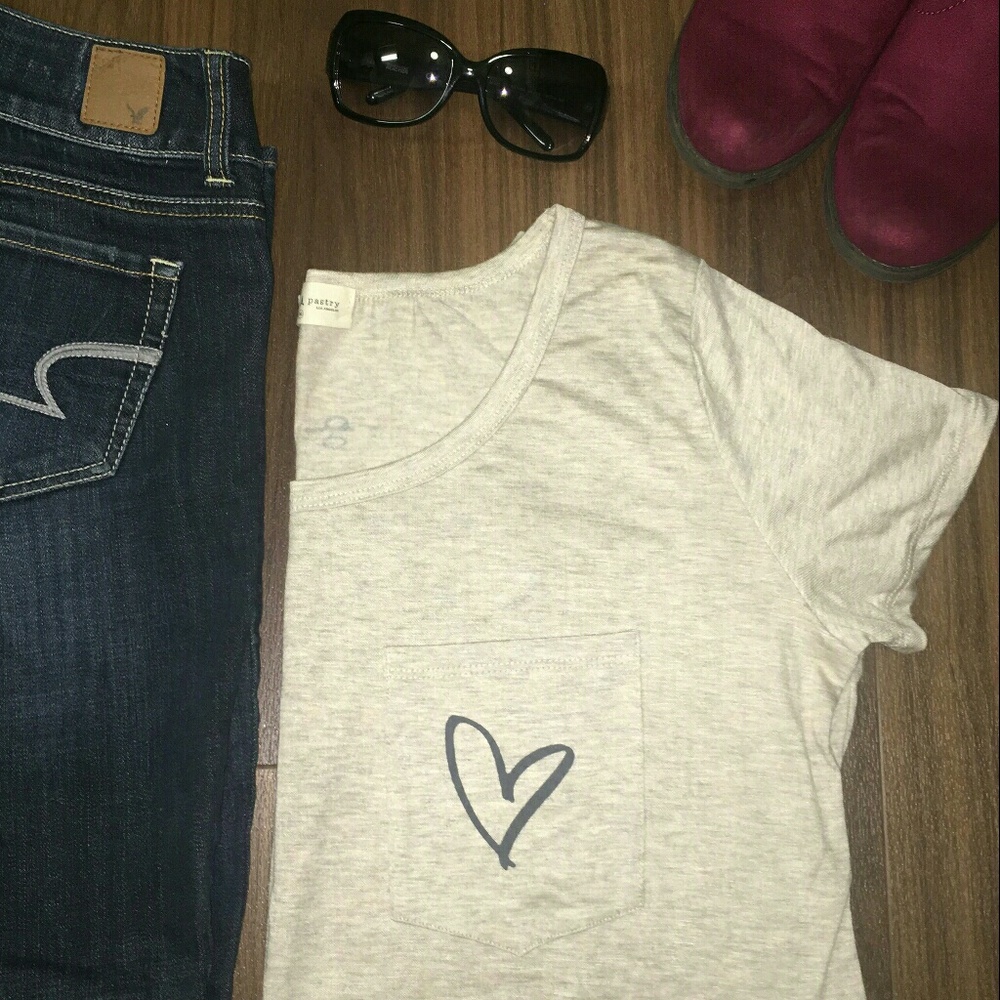Heart Pocket Tee (Beige)