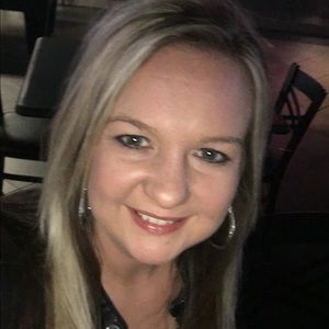 Meet your Posher, Mandy