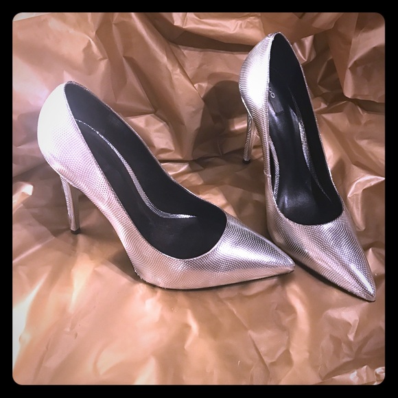 Silver ALDO pumps - Picture 2 of 5