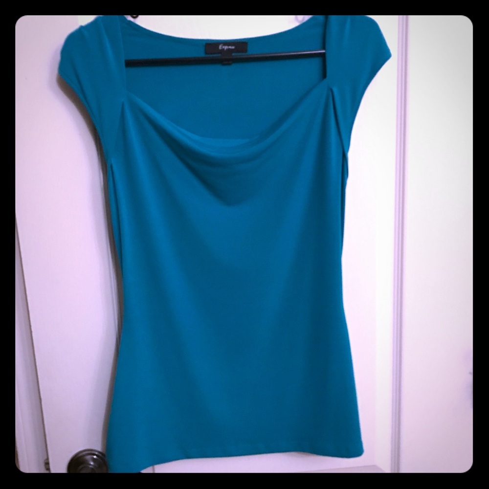 Express blouse with cap sleeve