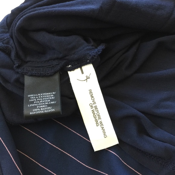 Ann Taylor Tee - Picture 6 of 7