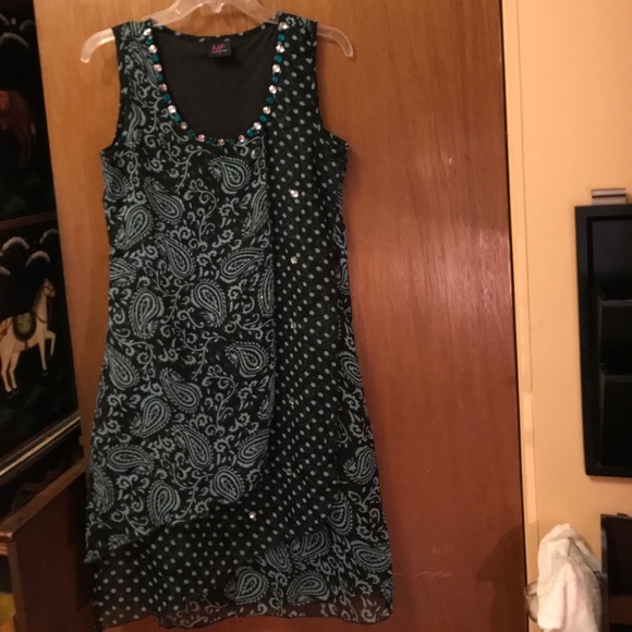 Dress - Picture 1 of 5