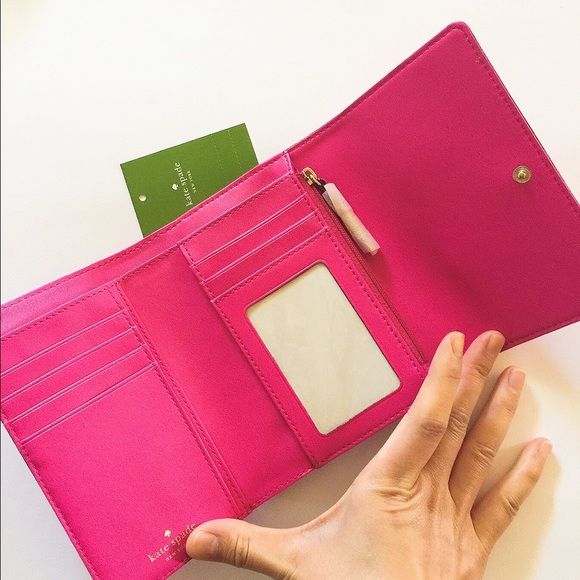 🎉Sale🎉NWT Kate spade leather bow wallet - Picture 3 of 6