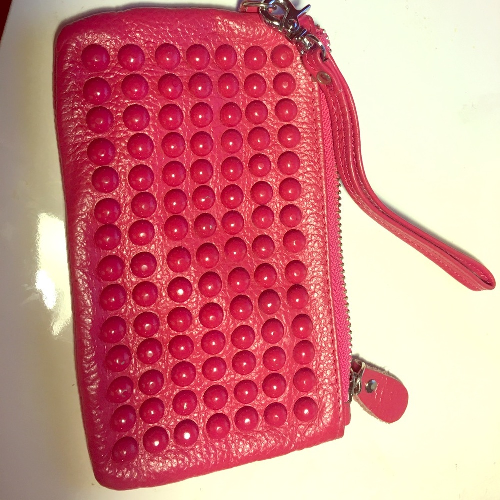 Hot pink stun purse