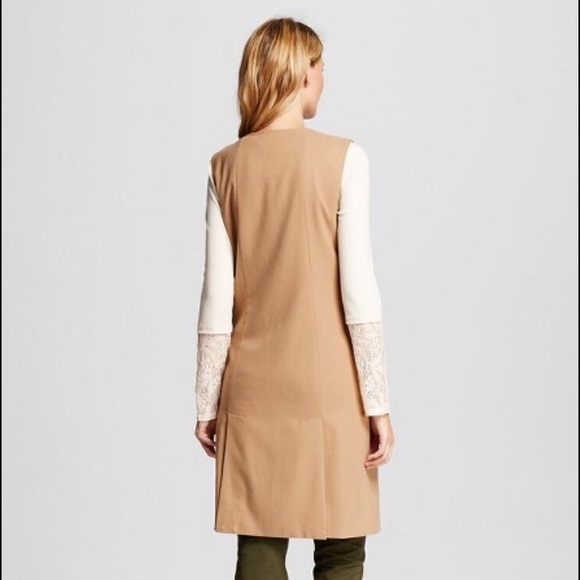 Host Pick 🎉Fashionista Camel Vest - Picture 3 of 4