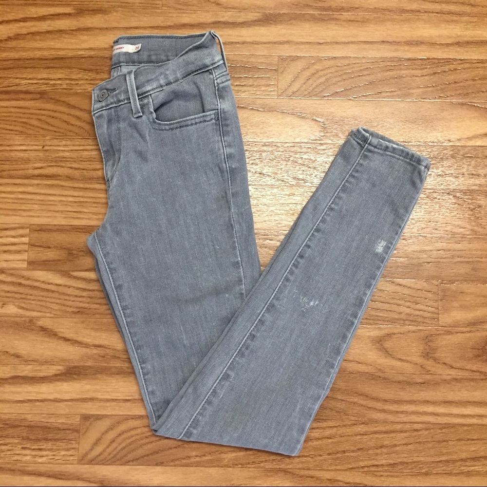 SOLD Levi's 710 Super Skinny Distressed Denim