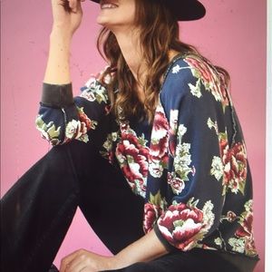 NWT Free People floral sweatshirt. LAST ONE!