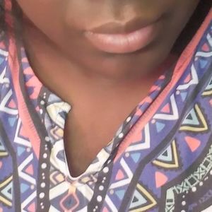 Meet your Posher, Simone