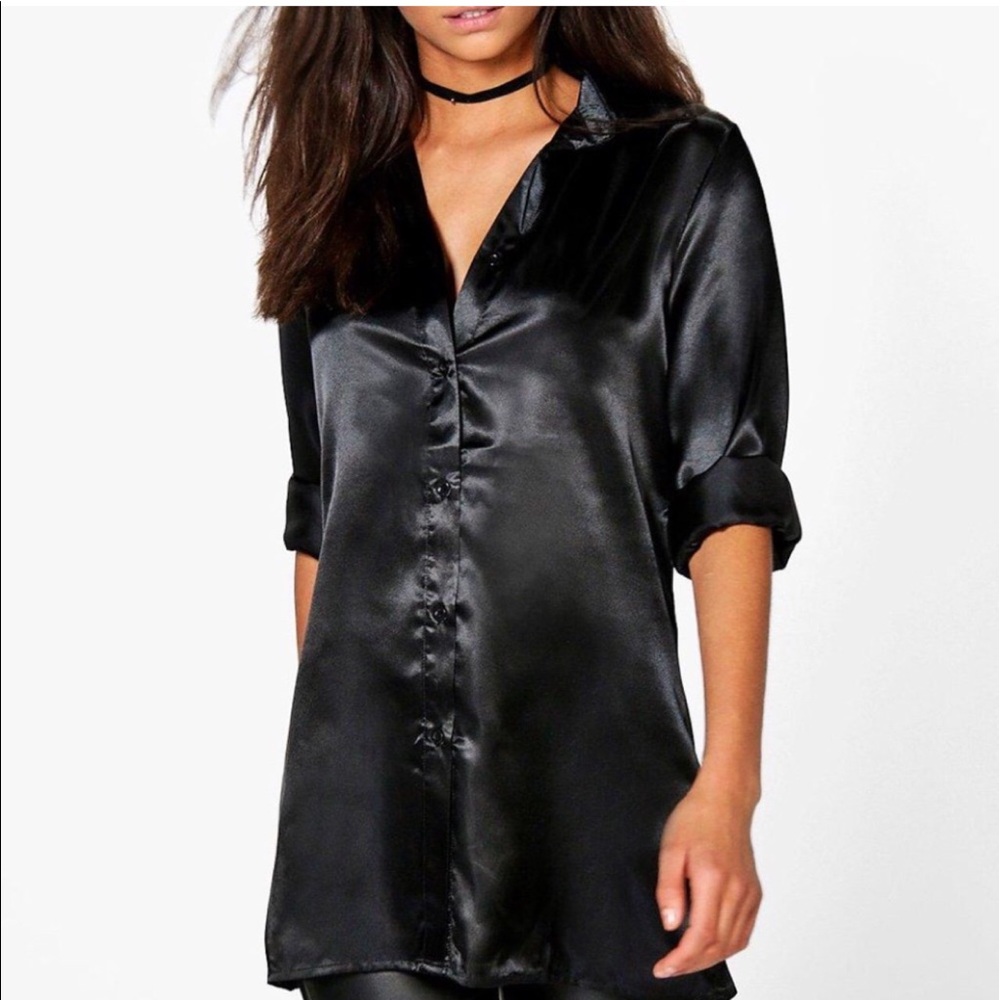 NWOT Satin blouse