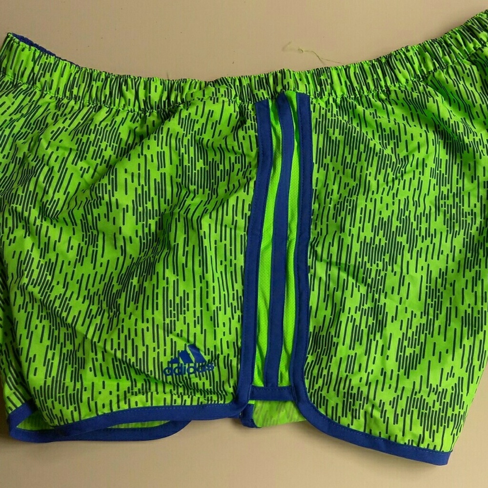 Adidas women's Green running shorts Sz L