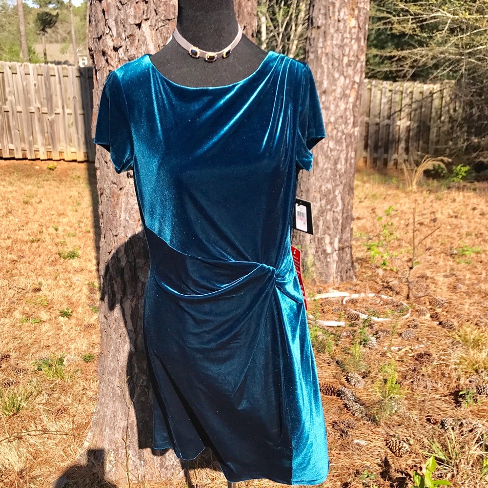 Size 10: Gathered Velvet Sheath teal dress 👗