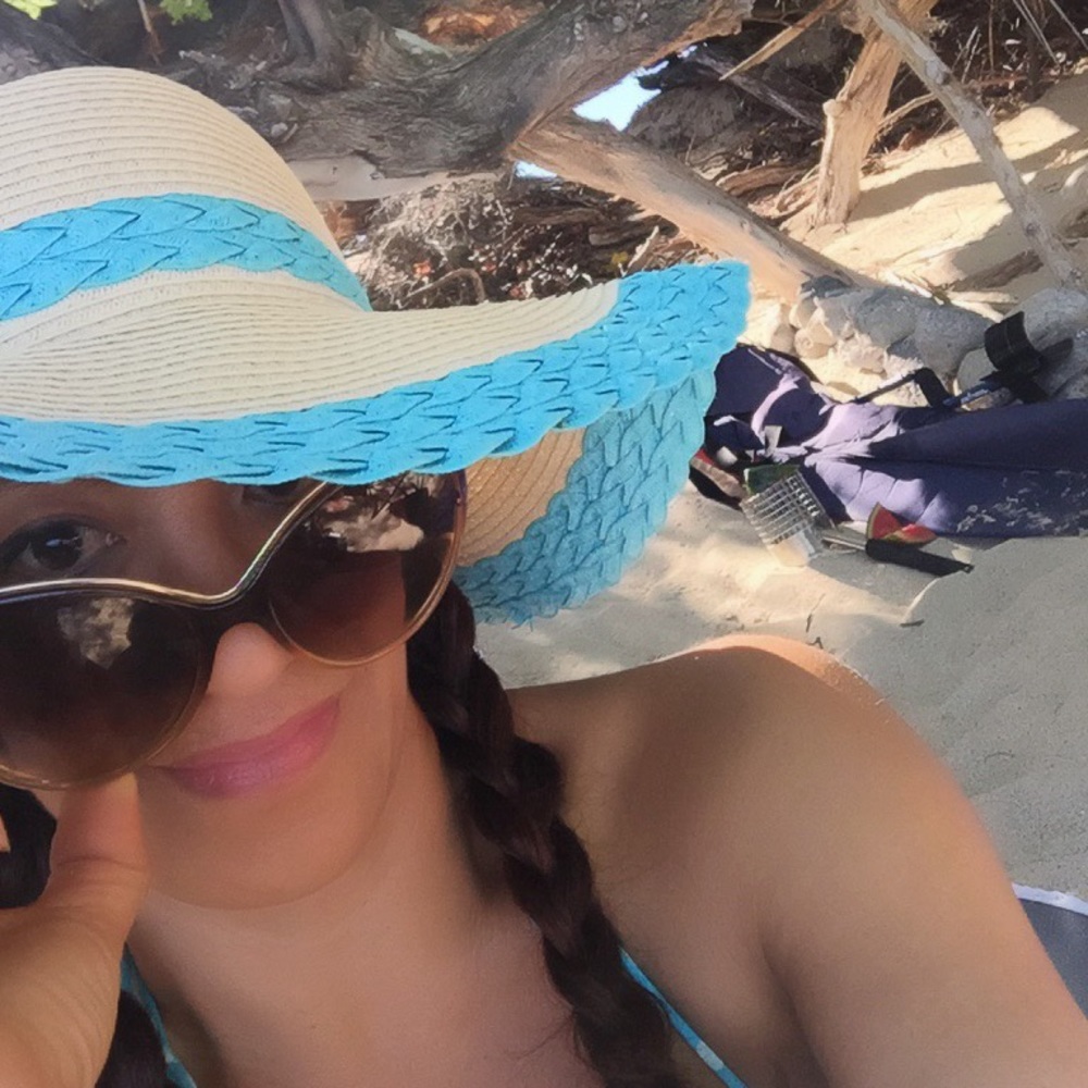 Meet your Posher, Lei momi