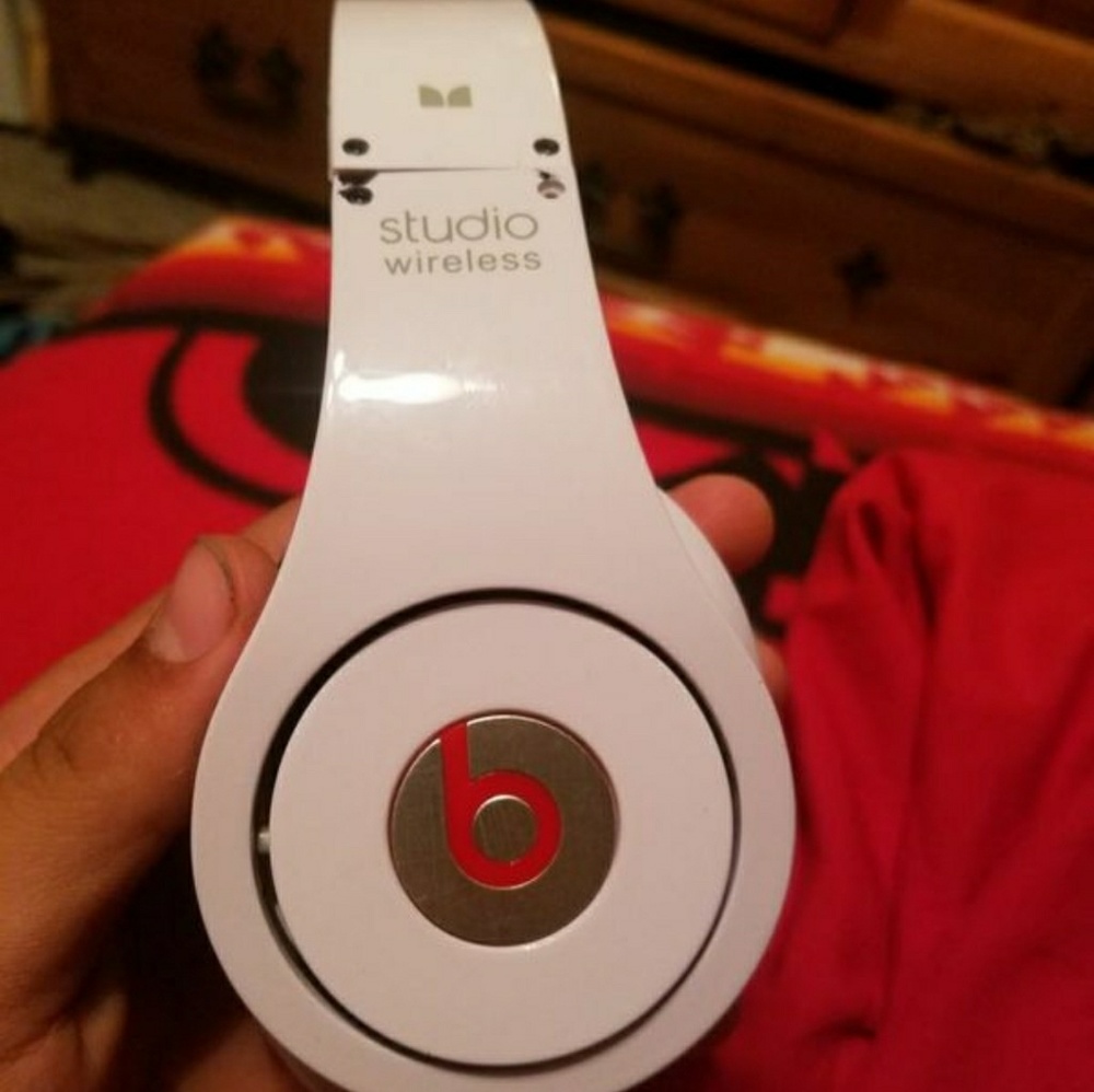 Monster Beats. 85$ lowest I'll go. - Picture 4 of 4